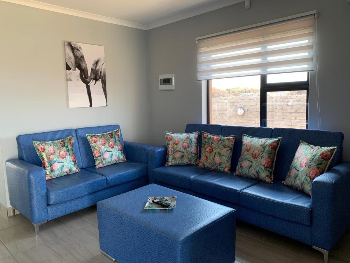 Elephant House, 2 Bedroom House, Next To Pilanesberg And Sun City Mogwase ภายนอก รูปภาพ