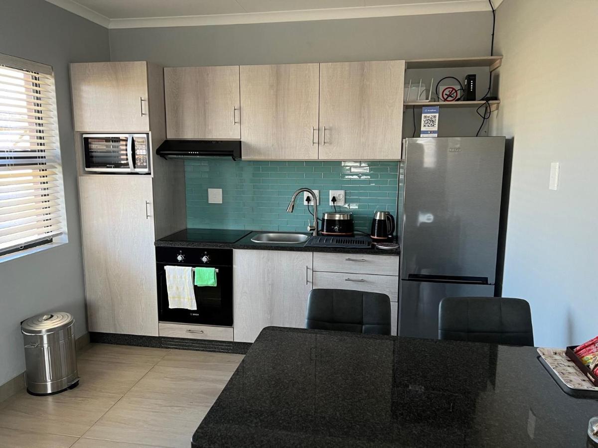 Elephant House, 2 Bedroom House, Next To Pilanesberg And Sun City Mogwase ภายนอก รูปภาพ