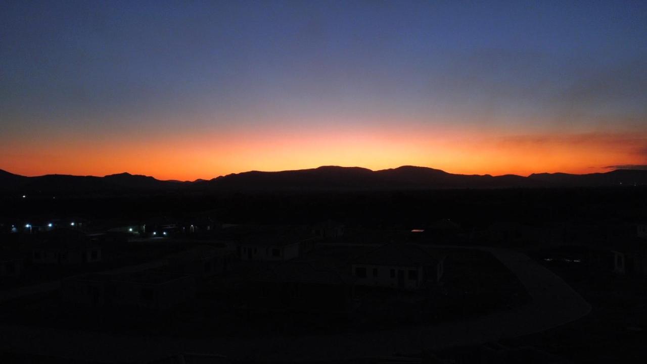 Elephant House, 2 Bedroom House, Next To Pilanesberg And Sun City Mogwase ภายนอก รูปภาพ